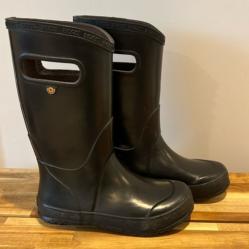 Bogs Kids Rainboots Size 12